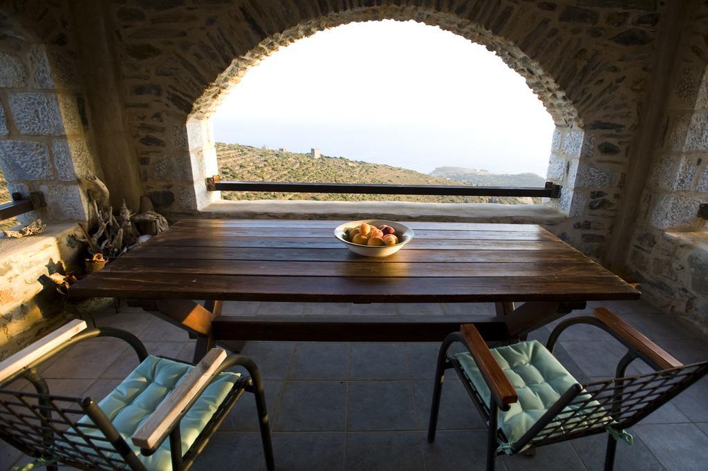 Benos Tower Villa Tsikkalia Exterior photo